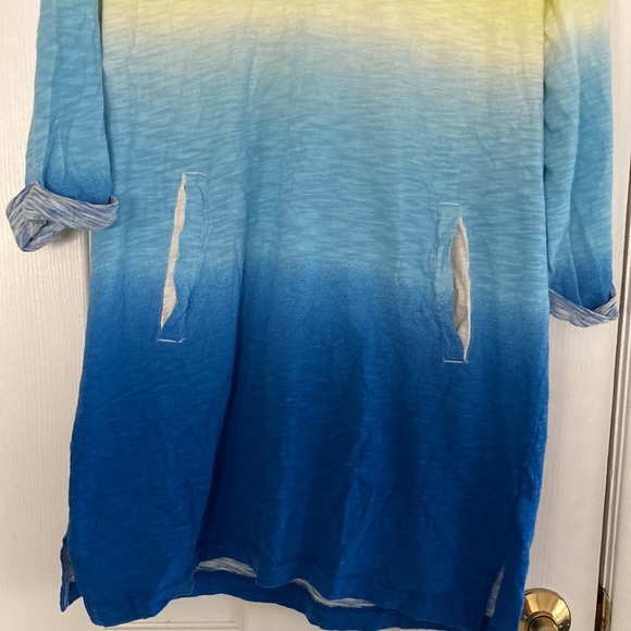 OLD NAVY OMBRÉ HOODED SWIM COVER UP FOR GIRLS SIZE XXL (18) - Picture 3 of 5